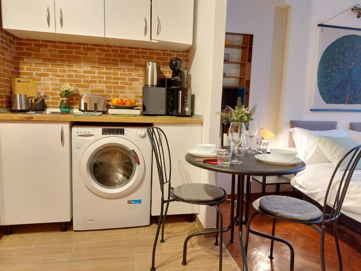 Sweet Dreams Suites Cosy Studio Piata Romana 부쿠레슈티 외부 사진