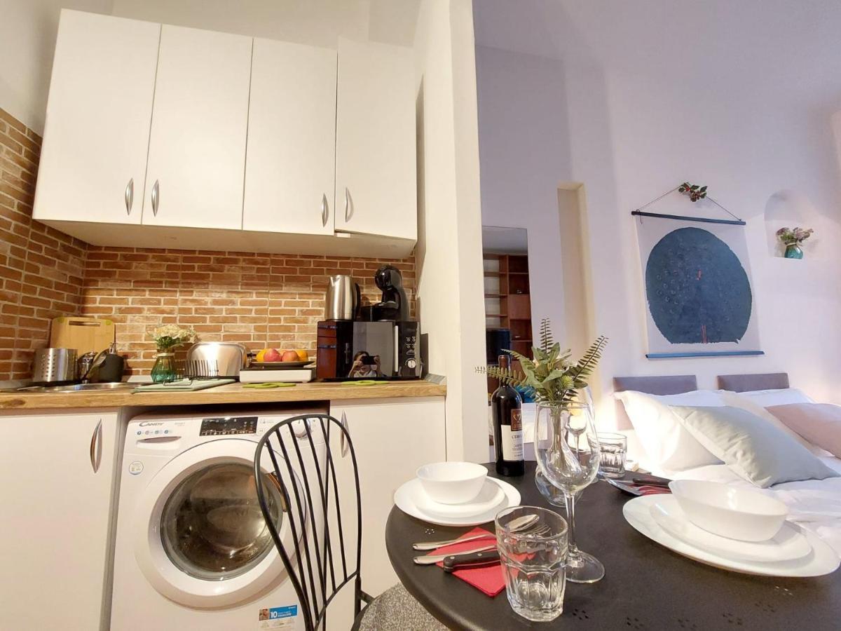 Sweet Dreams Suites Cosy Studio Piata Romana 부쿠레슈티 외부 사진