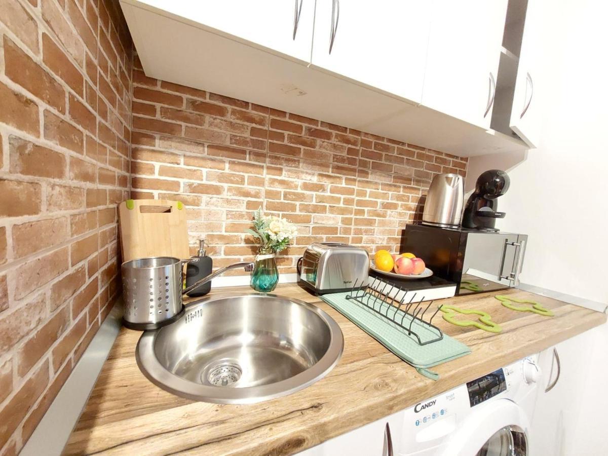 Sweet Dreams Suites Cosy Studio Piata Romana 부쿠레슈티 외부 사진