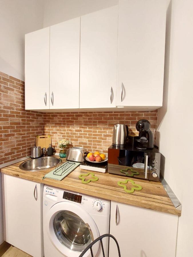 Sweet Dreams Suites Cosy Studio Piata Romana 부쿠레슈티 외부 사진