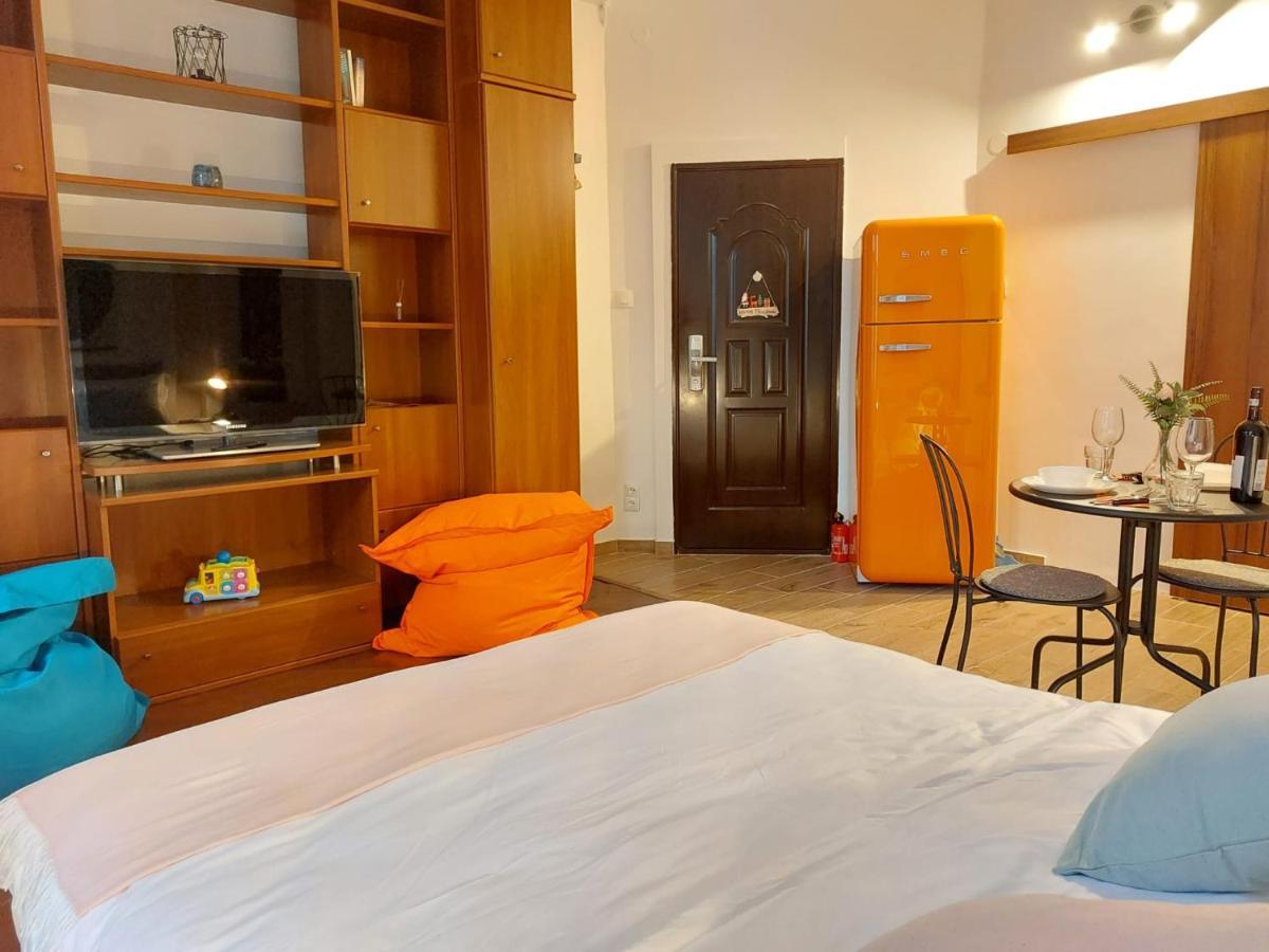 Sweet Dreams Suites Cosy Studio Piata Romana 부쿠레슈티 외부 사진
