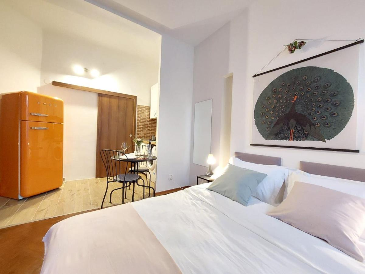 Sweet Dreams Suites Cosy Studio Piata Romana 부쿠레슈티 외부 사진
